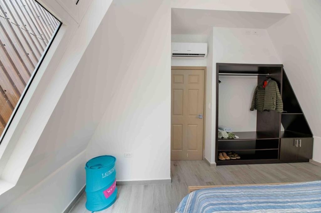 Cozy Beach Villa At The Shores 5 Minutes From The Beach เวสต์เอนด์ ภายนอก รูปภาพ